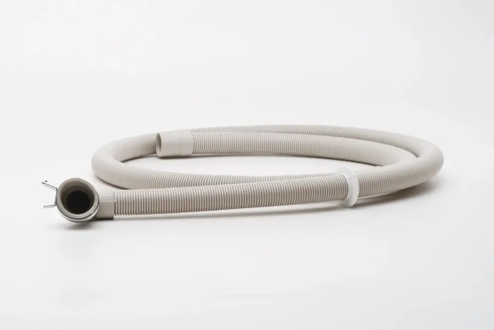 Corrugated hose made of PP with TPV-ILPEALINK sealing connection